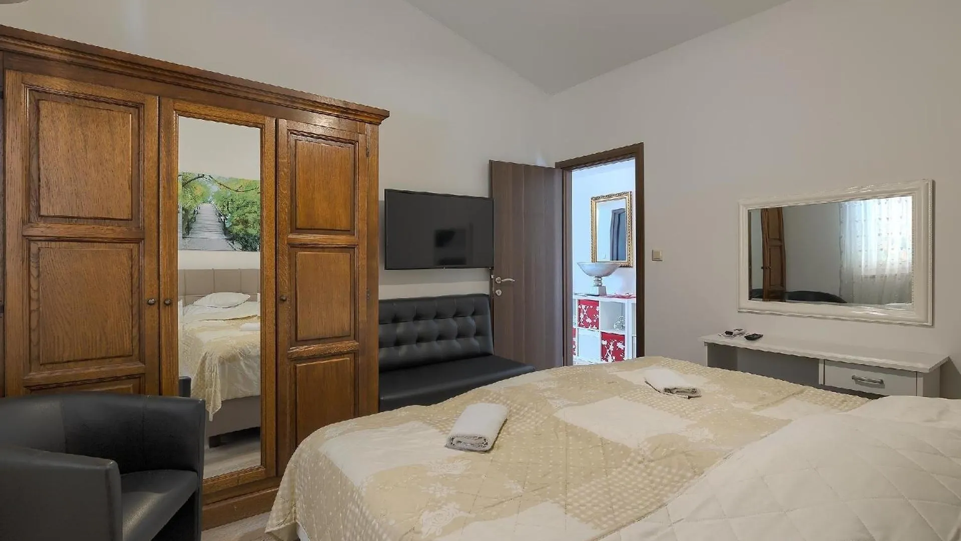 Ferienhaus Mit Privatpool Fuer 6 Personen Ca 115 Qm In Medulin, Istrien Suedkueste Von Istrien Croatia